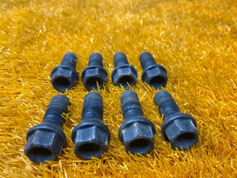 болт колесный, 1600 рублей, Красноярск