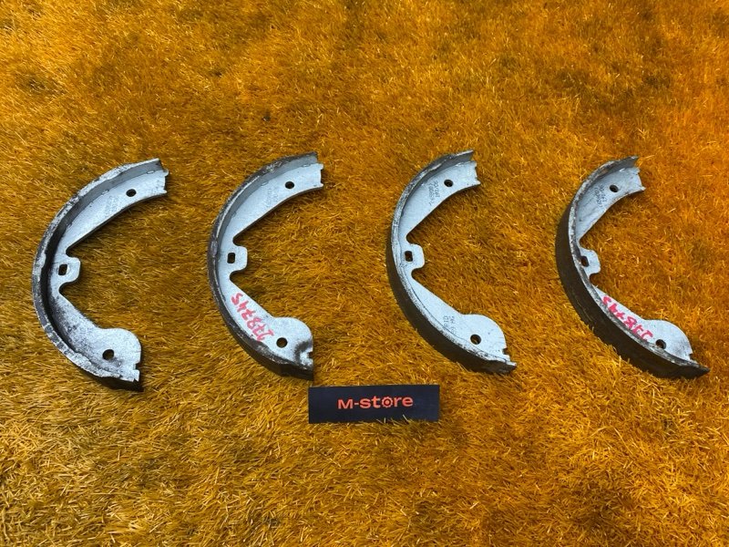 Колодки ручника, 1000 рублей, Красноярск