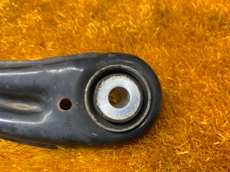 Рычаг подвески верхний, 1500 рублей, Красноярск