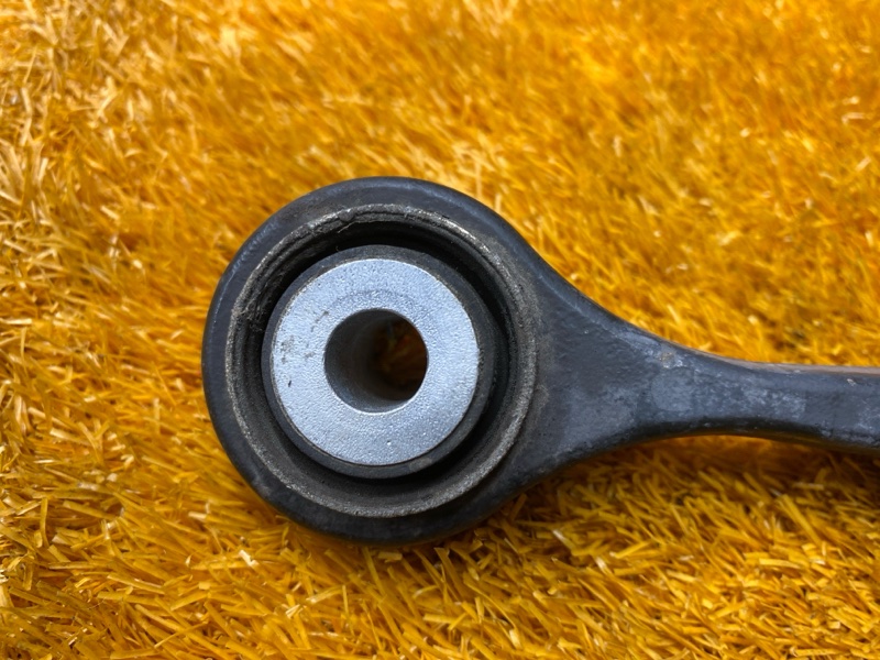 Рычаг подвески верхний, 1200 рублей, Красноярск