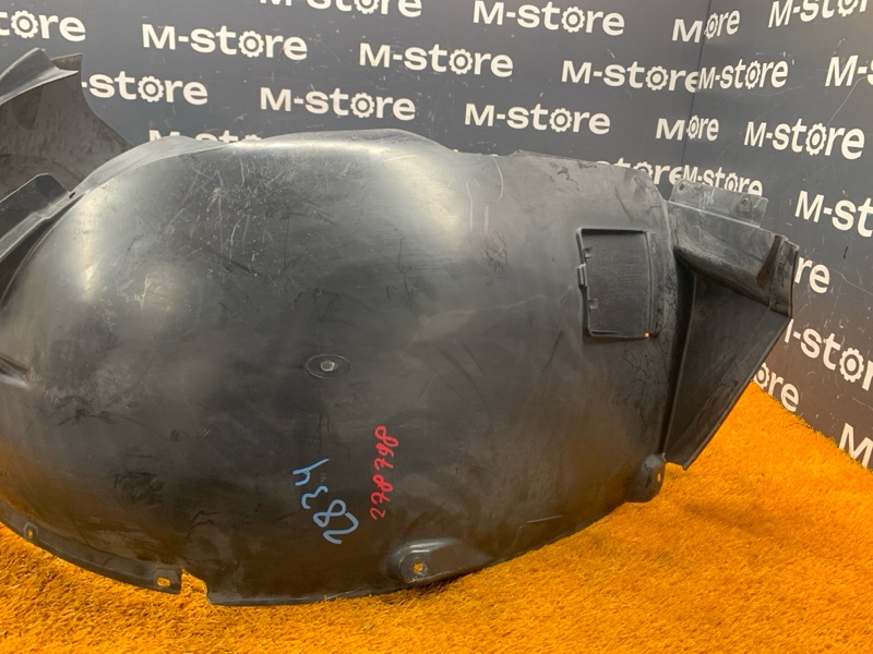 подкрылок, 4000 рублей, Красноярск