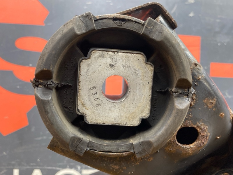 Балка поперечная (подрамник), 2500 рублей, Красноярск