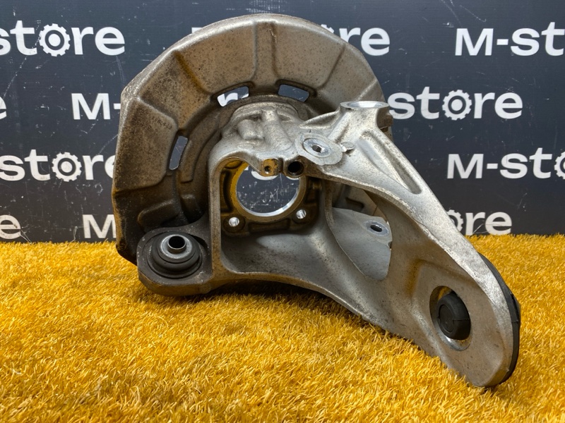 кулак поворотный, 1000 рублей, Красноярск