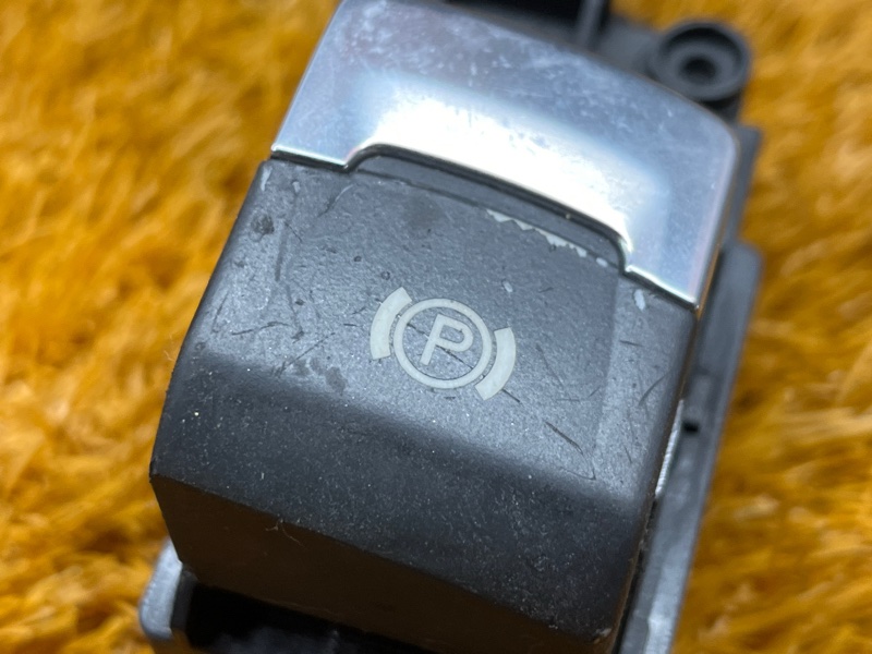 Кнопка стояночного тормоза, 1500 рублей, Красноярск