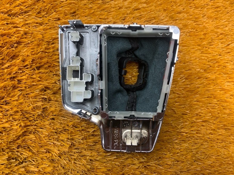 консоль селектора, 2000 рублей, Красноярск