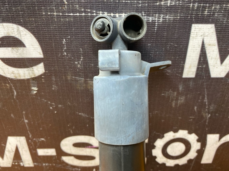 Форсунка омывателя фары, 1000 рублей, Красноярск