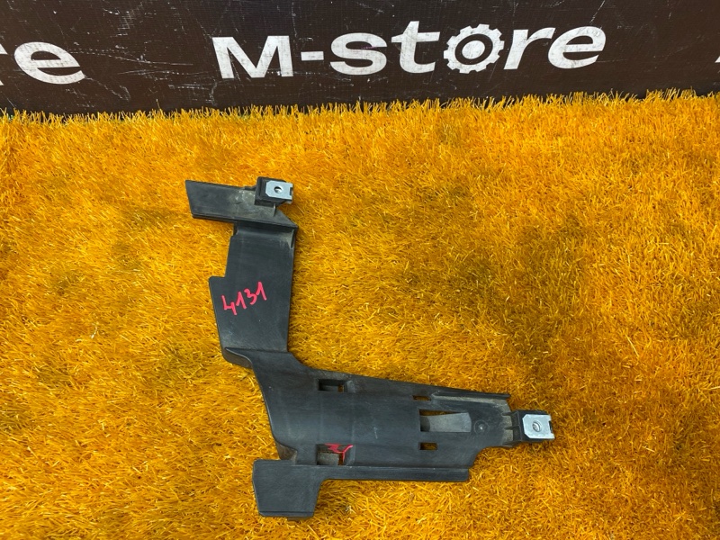 кронштейн фары, 1000 рублей, Красноярск