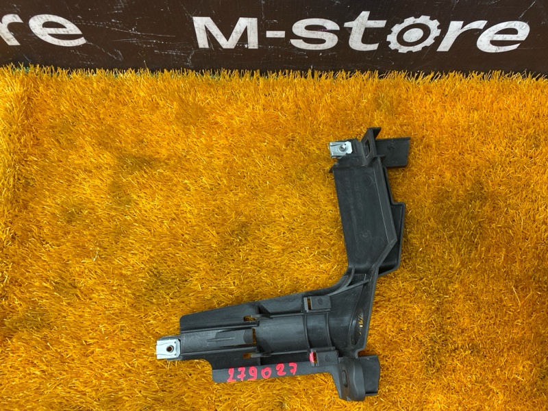 кронштейн фары, 1000 рублей, Красноярск