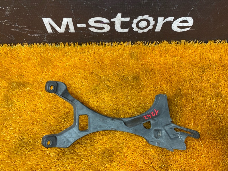 кронштейн фары, 900 рублей, Красноярск