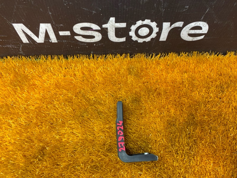 кронштейн фары, 300 рублей, Красноярск