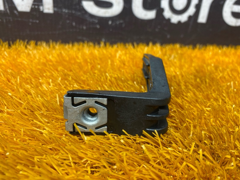 кронштейн фары, 300 рублей, Красноярск