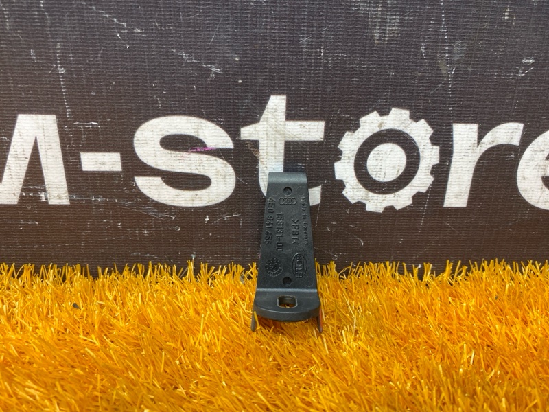 кронштейн фары, 800 рублей, Красноярск