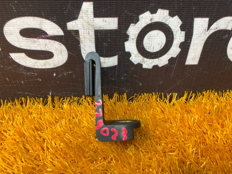 кронштейн фары, 800 рублей, Красноярск