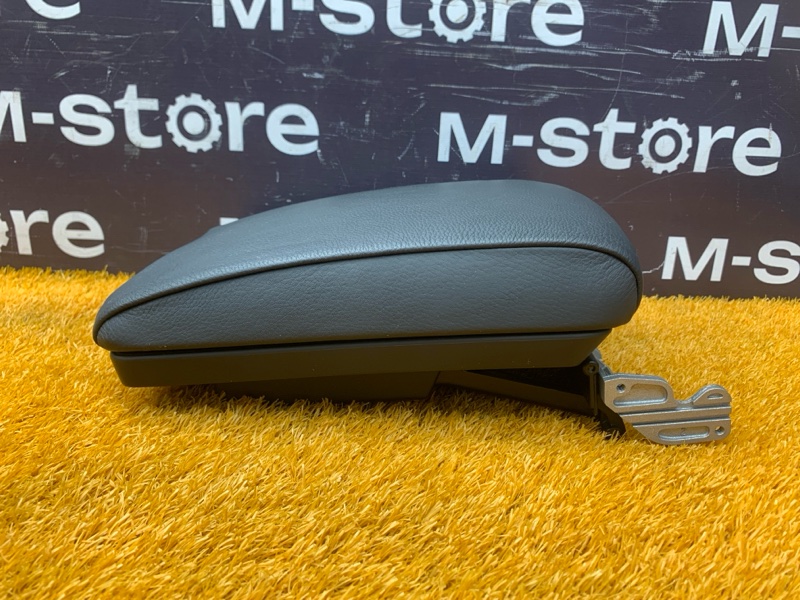 подлокотник, 2000 рублей, Красноярск