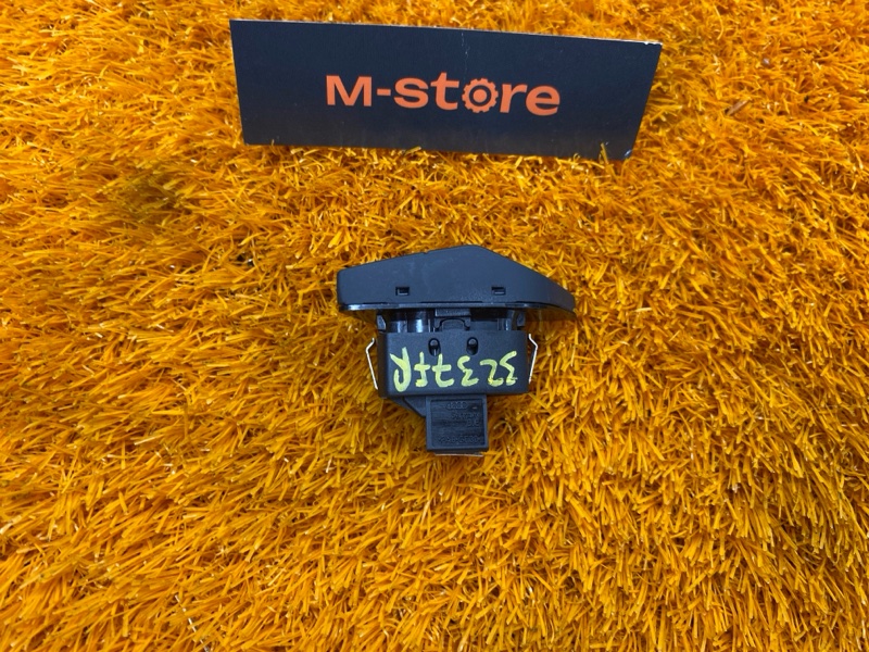 Кнопка центрального замка, 1000 рублей, Красноярск