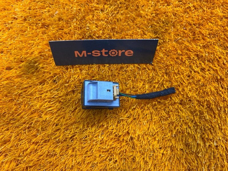 кнопка стеклоподъемника, 200 рублей, Красноярск