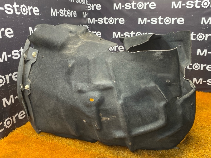 подкрылок, 7500 рублей, Красноярск