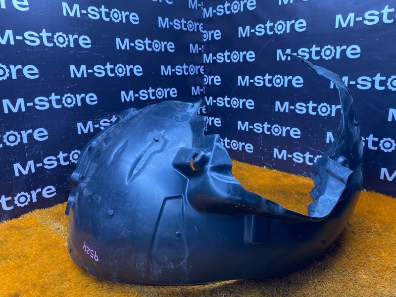 подкрылок, 8500 рублей, Красноярск