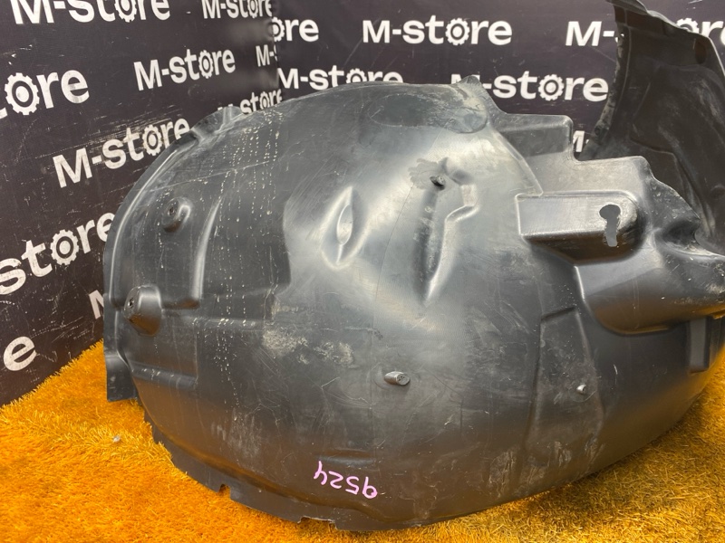 подкрылок, 8500 рублей, Красноярск