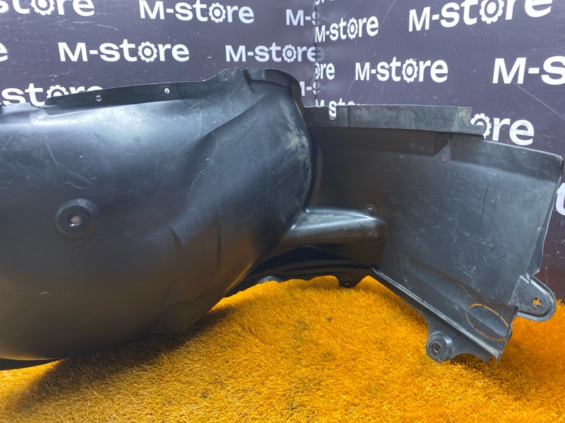 подкрылок, 2500 рублей, Красноярск