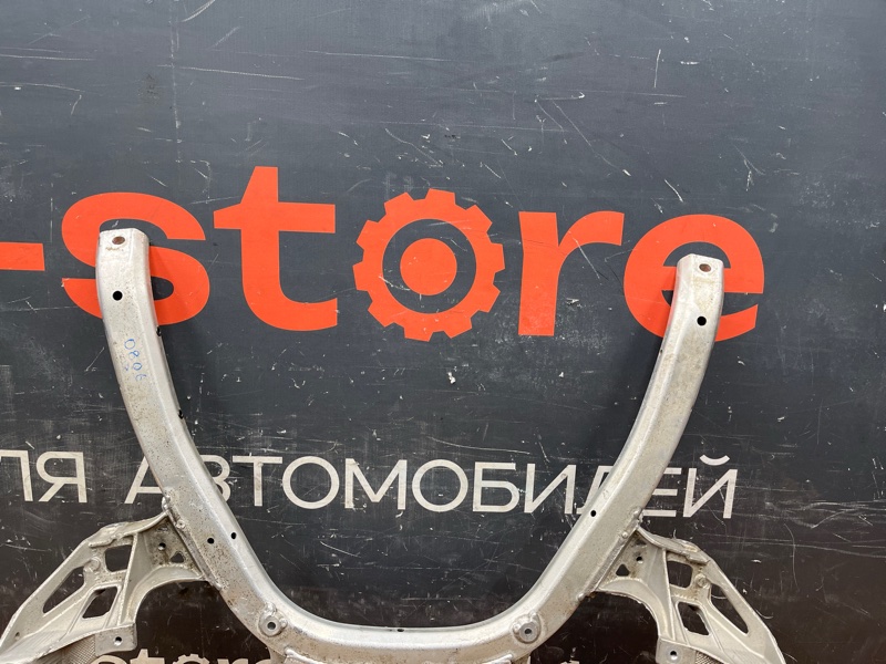 Балка поперечная (подрамник), 6500 рублей, Красноярск