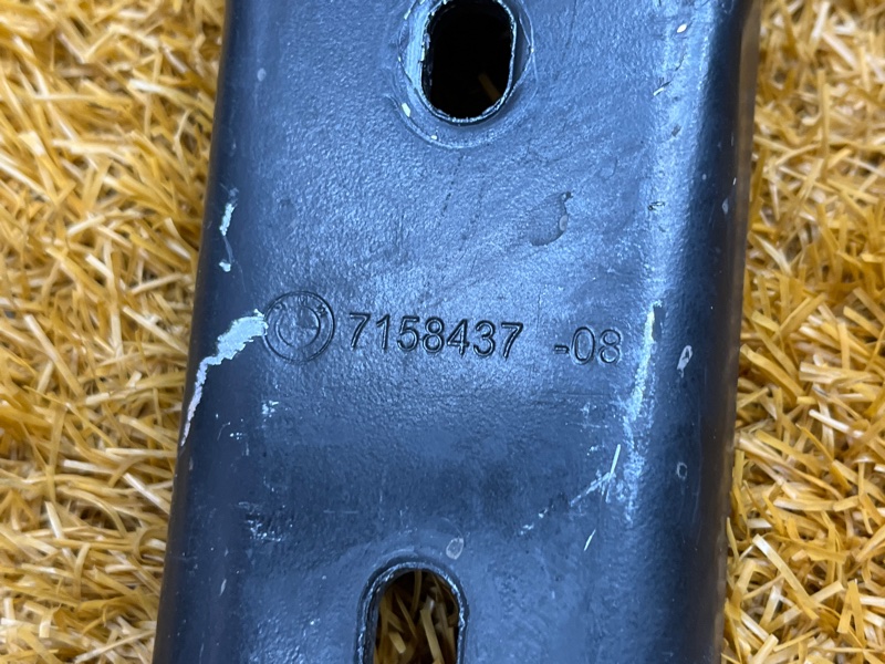 Кронштейн радиатора, 700 рублей, Красноярск