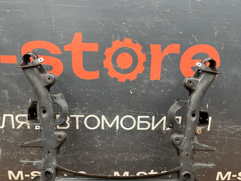 Балка поперечная (подрамник), 10200 рублей, Красноярск