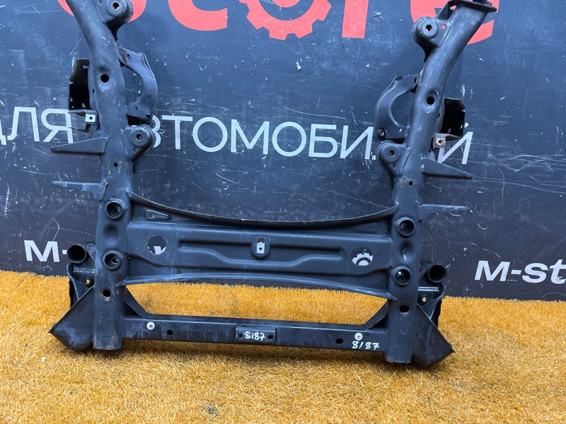 Балка поперечная (подрамник), 10200 рублей, Красноярск