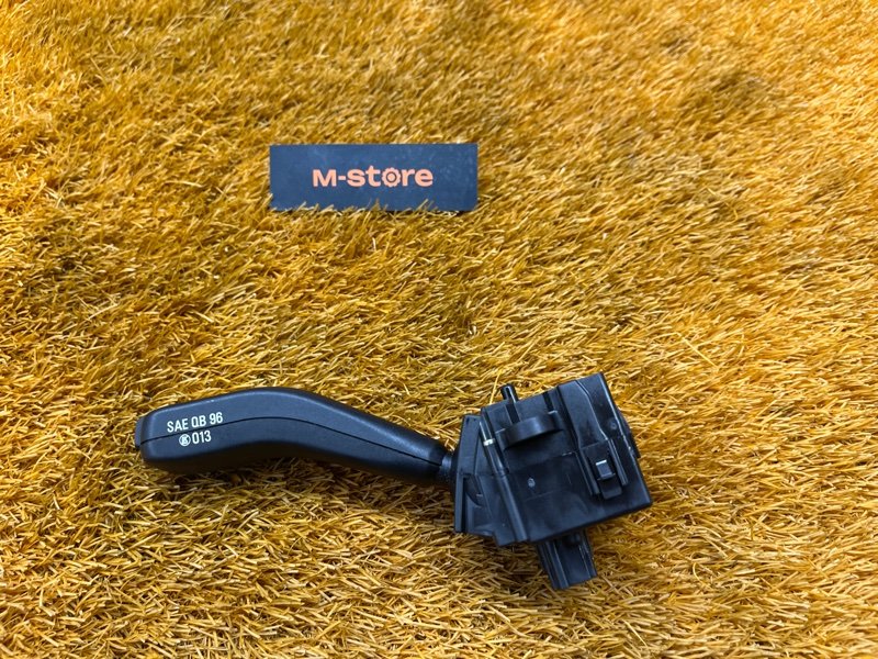 переключатель поворотов, 1000 рублей, Красноярск