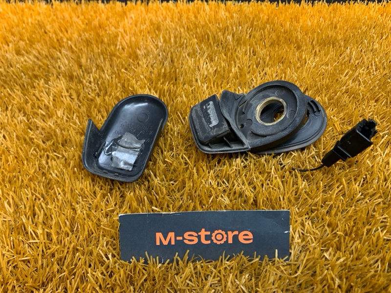 Кнопка открывания стекла багажника, 2000 рублей, Красноярск