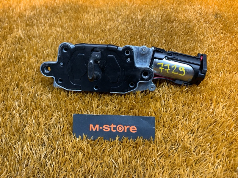 Доводчик крышки багажника, 3000 рублей, Красноярск