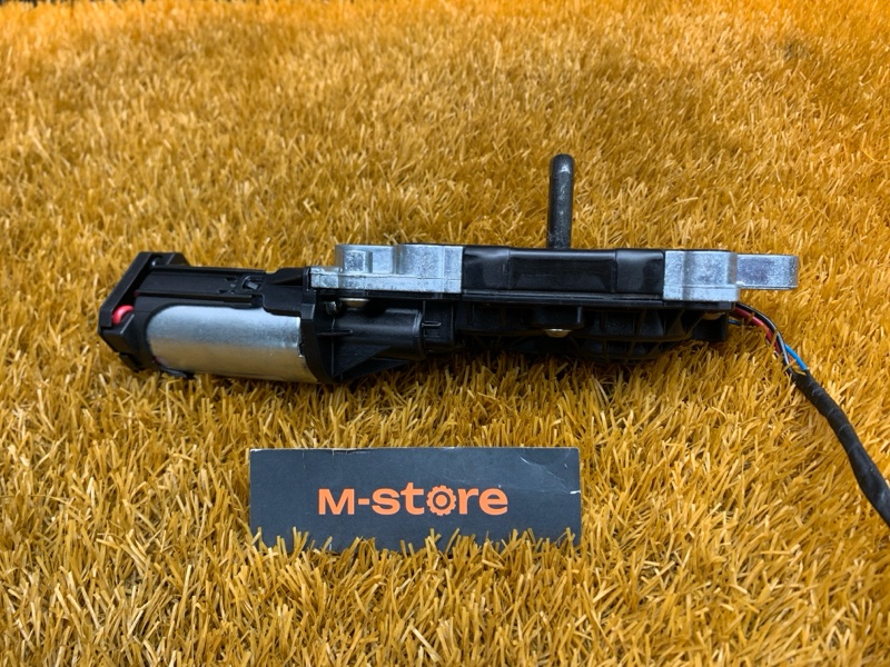 Доводчик крышки багажника, 3000 рублей, Красноярск