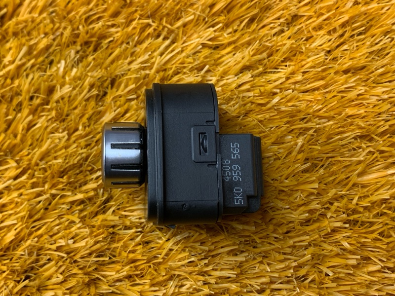 Кнопка регулировки зеркал, 1000 рублей, Красноярск