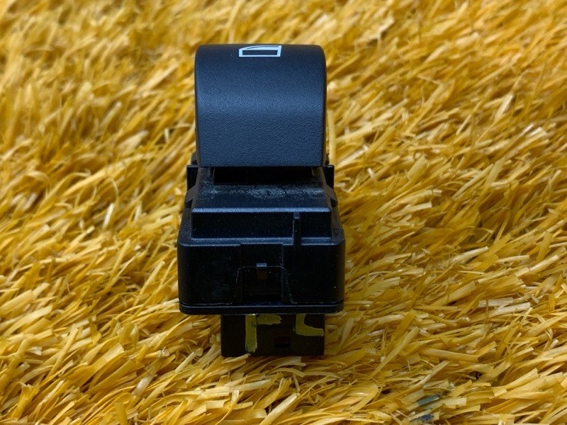 кнопка стеклоподъемника, 300 рублей, Красноярск