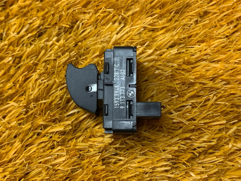 кнопка стеклоподъемника, 500 рублей, Красноярск