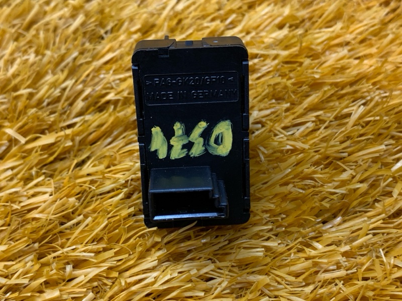 кнопка стеклоподъемника, 500 рублей, Красноярск