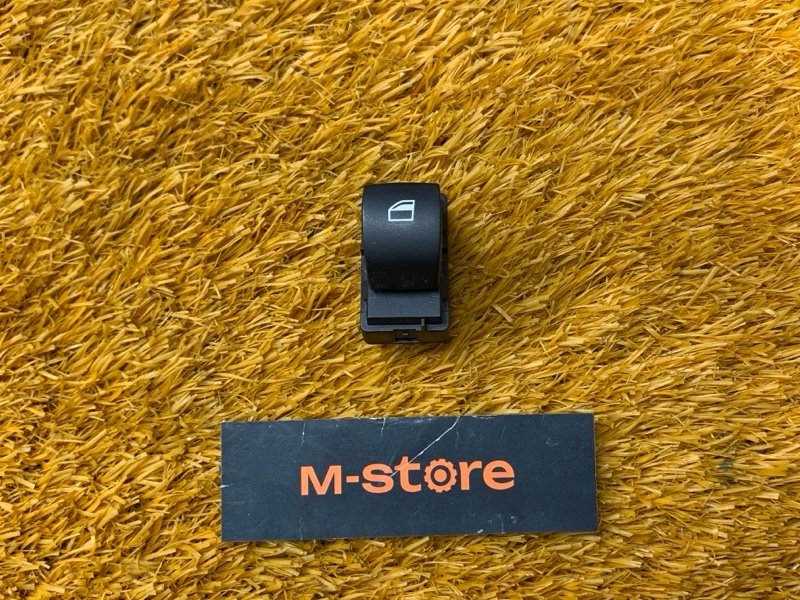 кнопка стеклоподъемника, 500 рублей, Красноярск