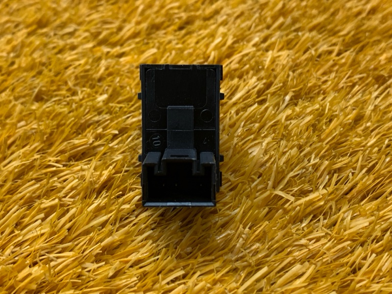 кнопка стеклоподъемника, 500 рублей, Красноярск