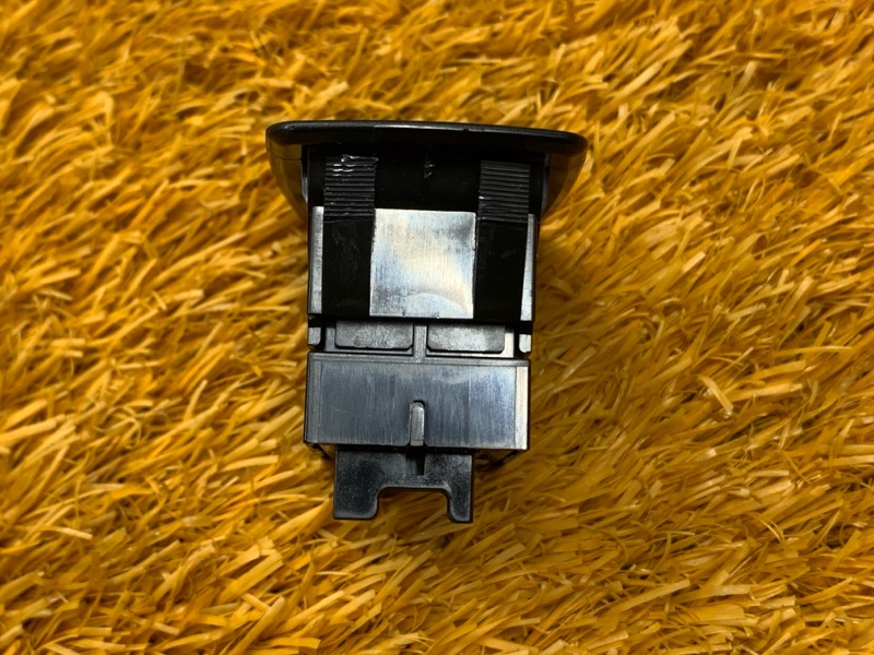 кнопка стеклоподъемника, 200 рублей, Красноярск