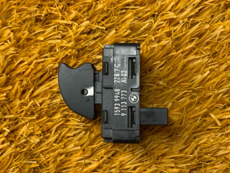 кнопка стеклоподъемника, 500 рублей, Красноярск