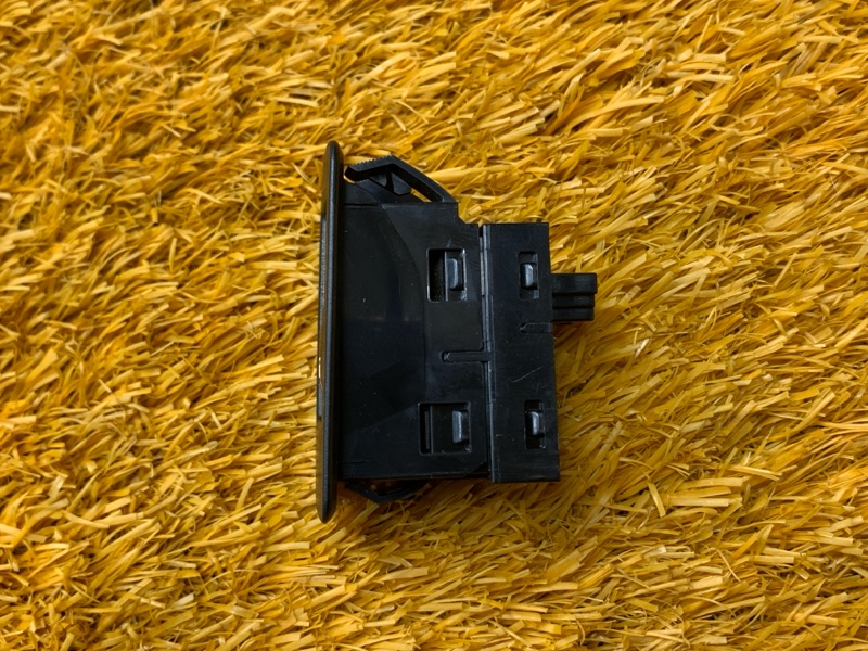 кнопка стеклоподъемника, 200 рублей, Красноярск