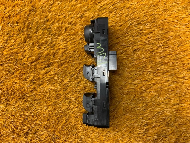 Блок управления стеклоподъемниками, 1000 рублей, Красноярск