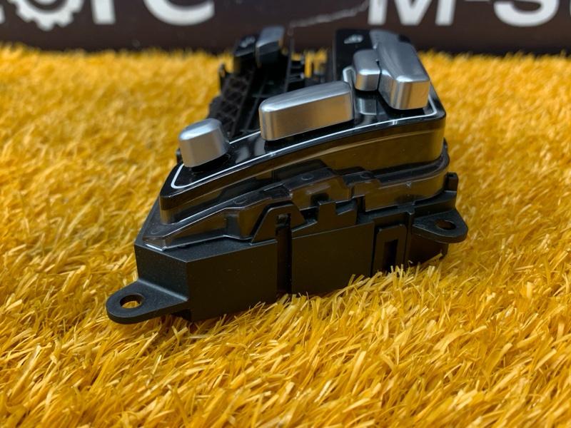 блок управления сиденьем, 2000 рублей, Красноярск