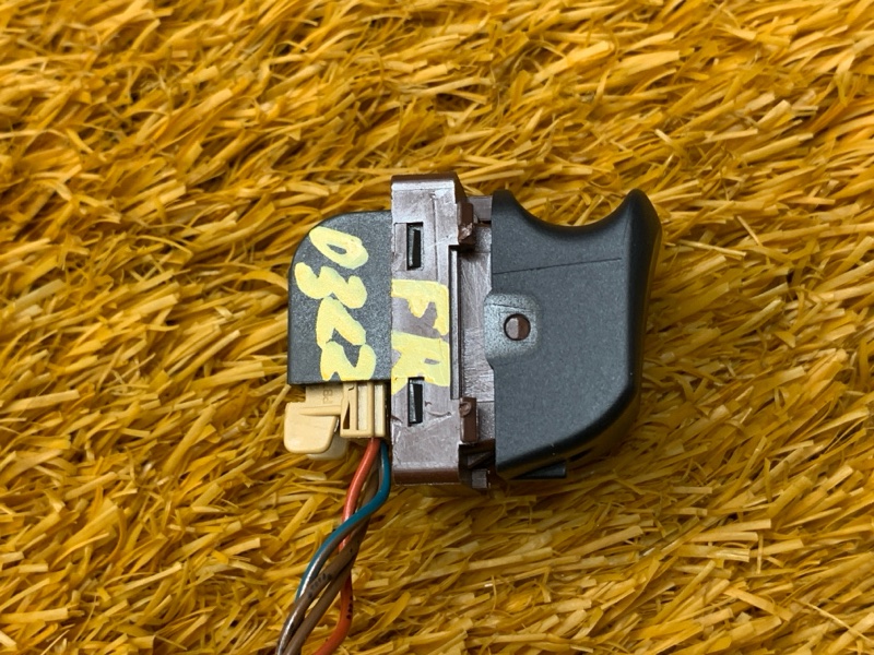 Кнопка открывания багажника, 350 рублей, Красноярск