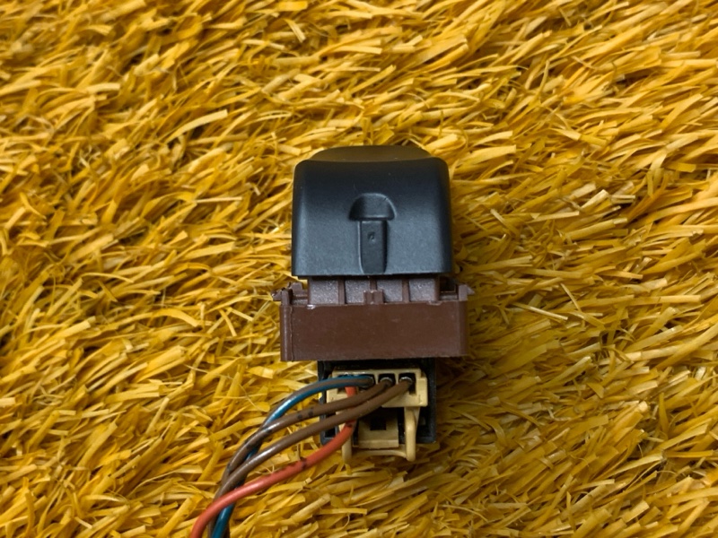 Кнопка открывания багажника, 350 рублей, Красноярск