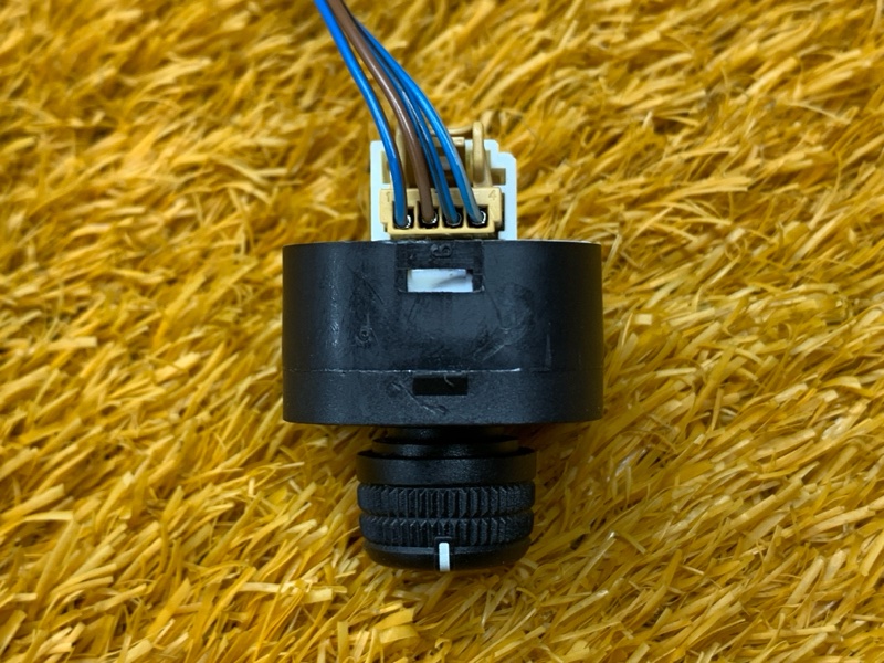 Кнопка регулировки зеркал, 500 рублей, Красноярск