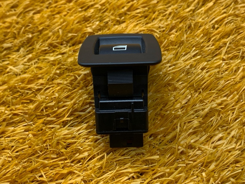 кнопка стеклоподъемника, 300 рублей, Красноярск