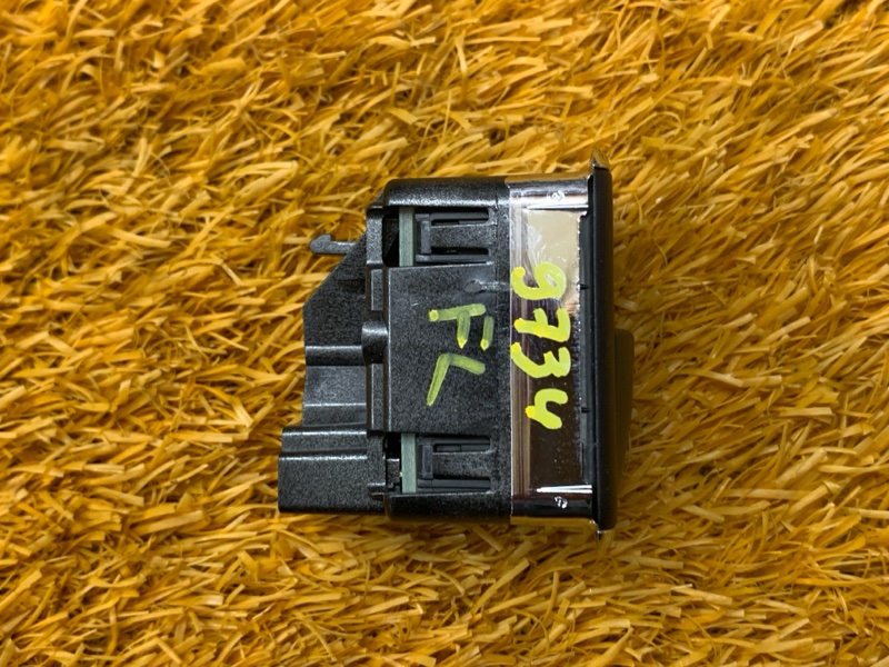 кнопка стеклоподъемника, 300 рублей, Красноярск