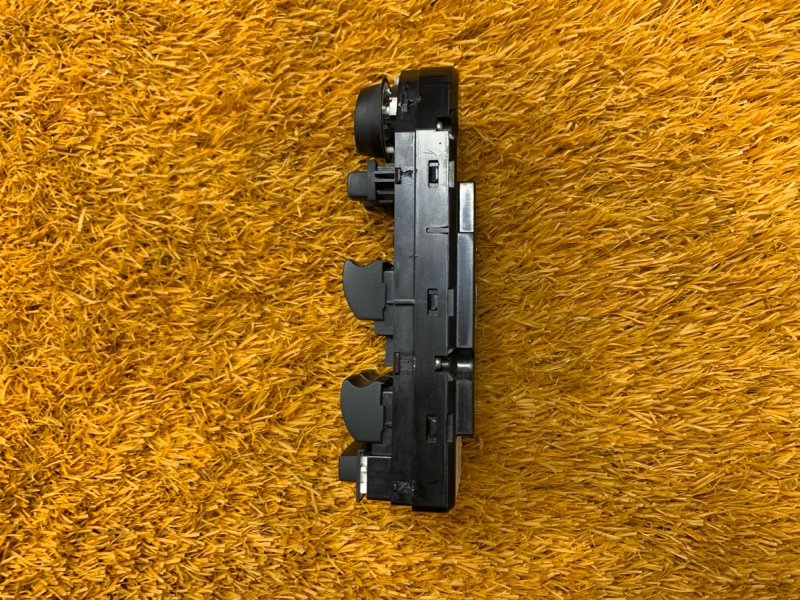 Блок управления стеклоподъемниками, 600 рублей, Красноярск