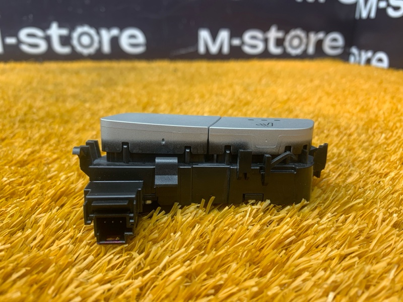 Кнопка подогрева сидений, 800 рублей, Красноярск